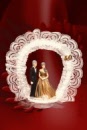 hbs24 - goldenes Brautpaar mit Tüllbogen